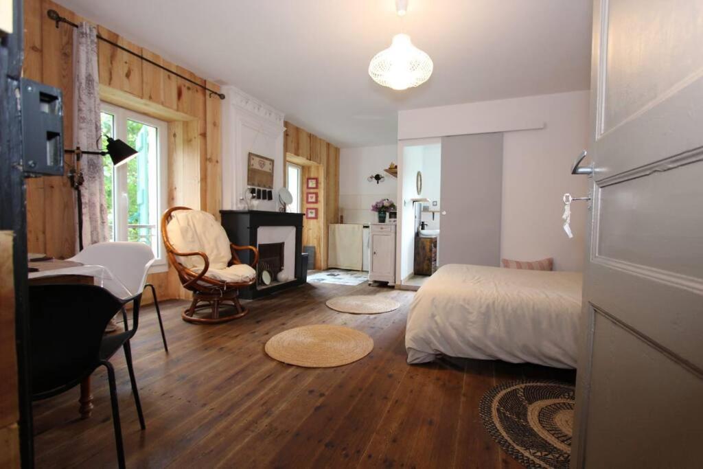 Апартаменты Charmant Studio Avec Jardin A La Campagne Sur Le Chemin De Saint Jacques De Compostelle Лозерт Экстерьер фото